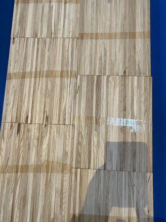 1 palle med 149,76 m2 massivt eg højkantsparket.