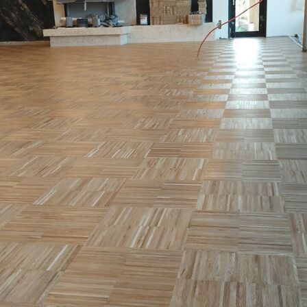 1 palle med 149,76 m2 massivt eg højkantsparket.