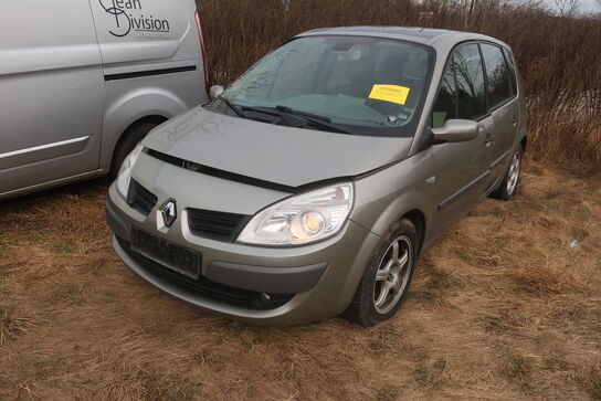 Personbil RENAULT SCENIC 2.0 16V (MOMSFRI)