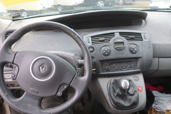 Personbil RENAULT SCENIC 2.0 16V (MOMSFRI)