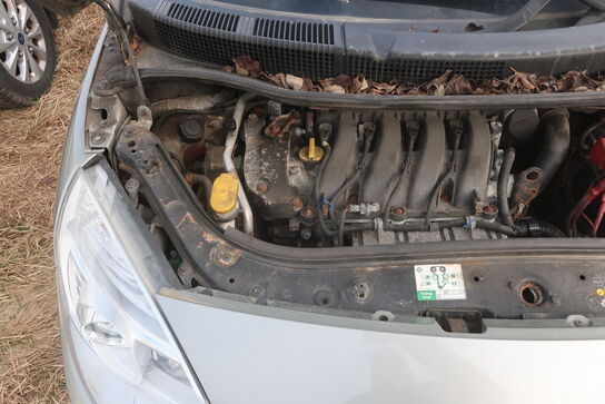 Personbil RENAULT SCENIC 2.0 16V (MOMSFRI)