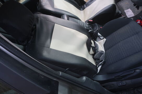 Personbil RENAULT SCENIC 2.0 16V (MOMSFRI)