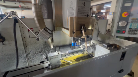 4 akset bearbejdningscenter, fabr. HAAS, type TM -2 HE årg 2006