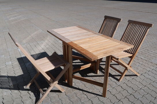 Havebord med 3 stk. klapstole TEAK
