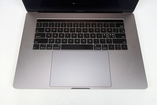 Apple MacBook Pro 15.6" i9-8950HK