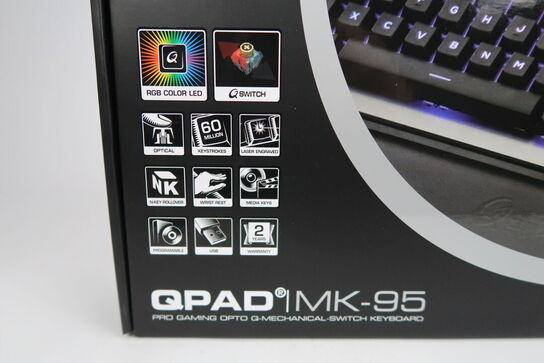 5 stk. QPAD MK95 Pro Gaming Mechanical Switchable Keyboard - Engelsk layout