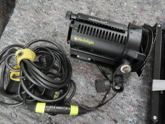 3 stk Dedo light 100 W/12 Volt DLH4  og trafo 230 v til 12 volt (MOMSFRI)