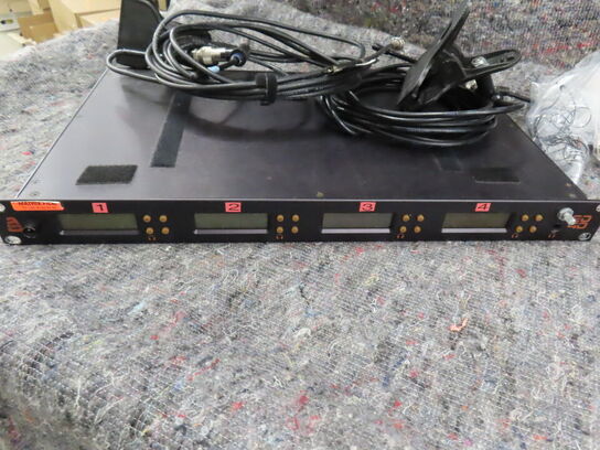 4 stk. Trådløse mikrofoner og modtager til rackmontering - AUDIO 2040 (MOMSFRI)