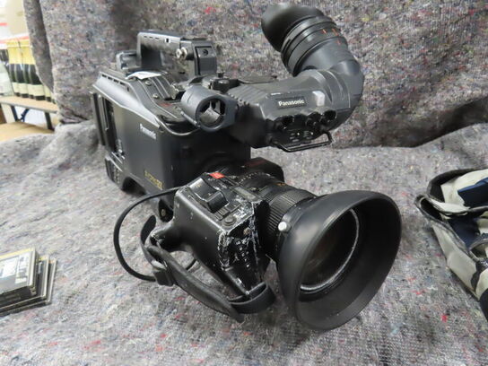 Videokamera - PANASONIC AJ-SPX 900 E (MOMSFRI)