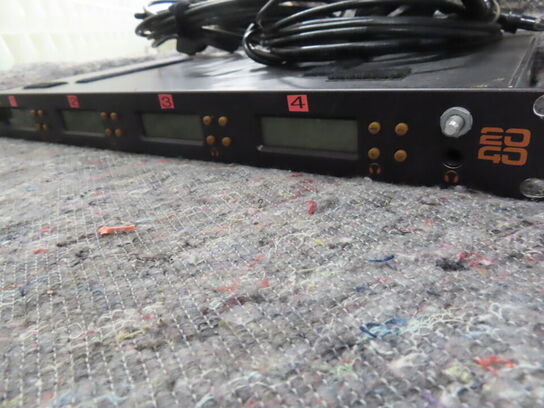 4 stk. Trådløse mikrofoner og modtager til rackmontering - AUDIO 2040 (MOMSFRI)