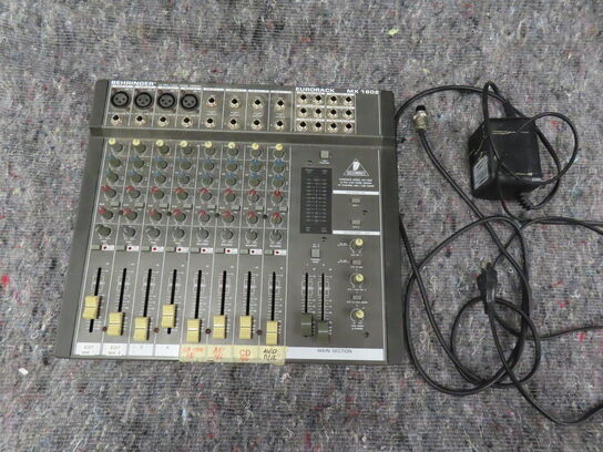 Mixer - BEHRINGER EURORACK MX 1602 (MOMSFRI)