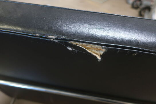 Sofa ARNE JACOBSEN model 3303