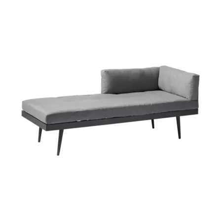 Loungesofa med hynde og puder i farven grå
