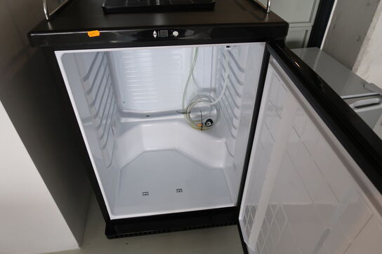 Køleskab med taphane MANGROVE JACKS KEGERATOR