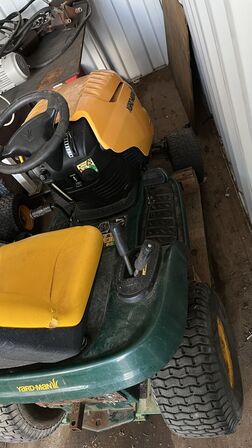 Have Traktor  YARD MAN AG9180