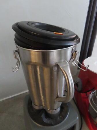 Blender WARING CB15