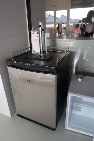Køleskab med taphane MANGROVE JACKS KEGERATOR