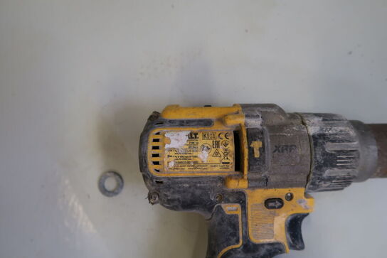 Akku bore/skruemaskine DEWALT med 2 stk. batterier