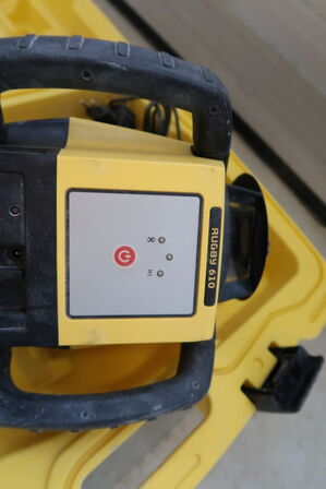 Rotationslaser LEICA RUGBY 610