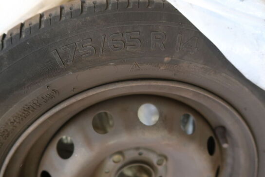 4 stk. fælge med dæk MICHELIN 175/65R14