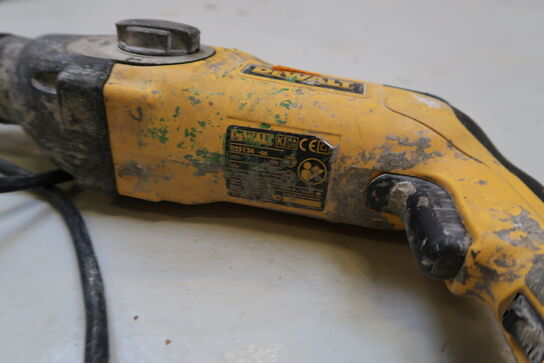 2 stk. slagboremaskiner DEWALT D25134-QS, D25124-QS