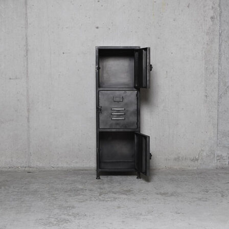 Nyt LOCKER skab 3 rums