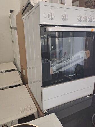 Komfur, ubrugt  BLOMBERG 