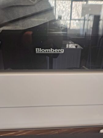 Komfur, ubrugt  BLOMBERG 