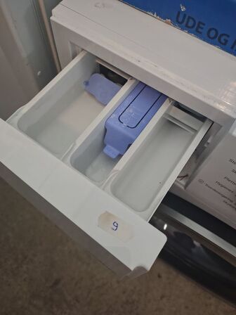 Vaskemaskine, brugt  BLOMBERG