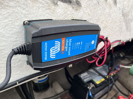 26 fod Starlet med frembygget styrehus, glasfiber, 2 køjer