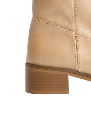 Ann Boots DICO Str.: 37