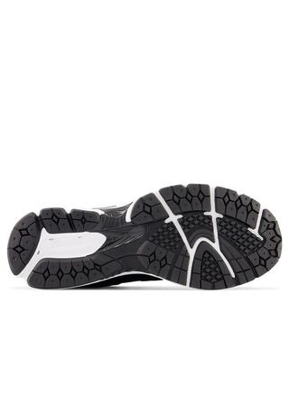 M2002RBK NEW BALANCE Str.: 38,5