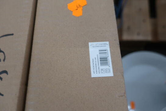 Diverse tallerkner, fade, lavasten m.v. 