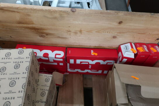 Skeer, knive, gafler, fade samt kopper