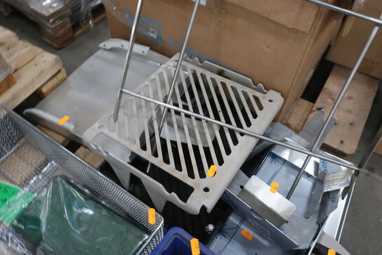 Udstyr til MERRYCHEF ovne samt friturekurv