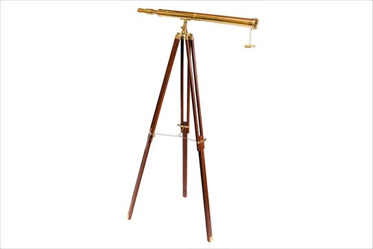 Messing Kikkert i antik look med trebenet stadie