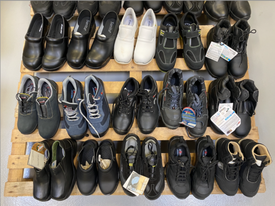 25 par Assorterede sikkerhedssko i forskellige brands