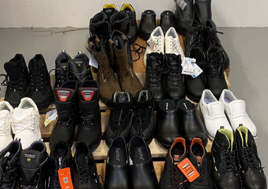 50 par Assorterede sikkerhedssko i forskellige brands