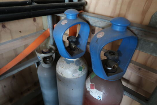 Stativ med 8 flasker 