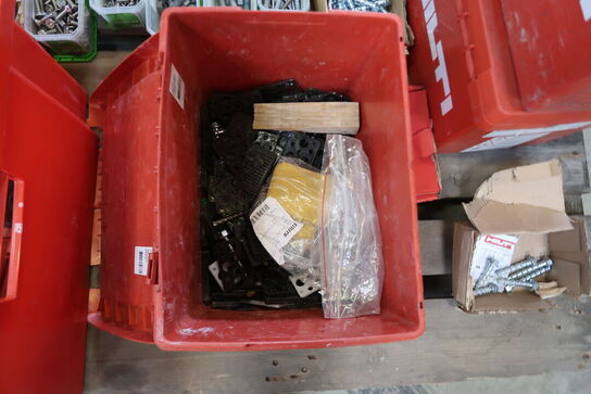 Palle med diverse bolte, skruer m.m. 