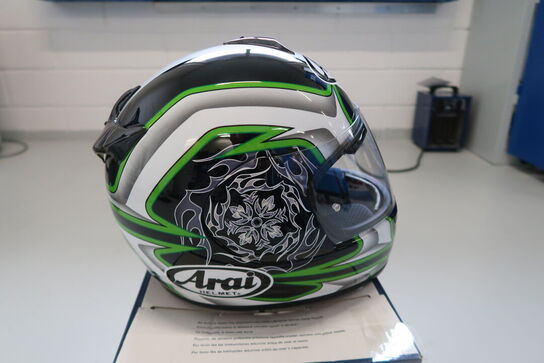 Styrthjelm Arai - Str. XL