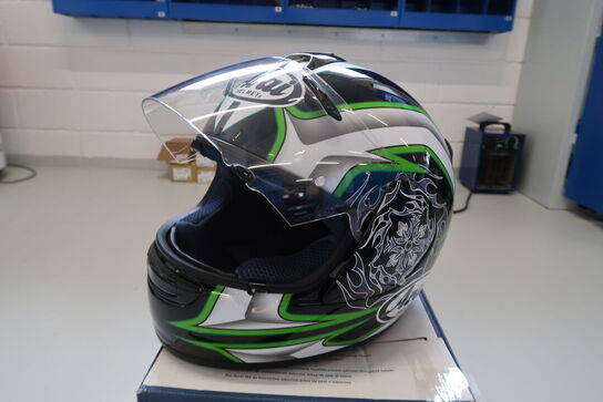 Styrthjelm Arai - Str. XL
