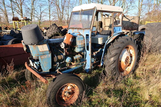 Traktor FORD 3000