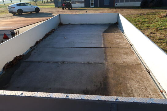 Maskintrailer VEZEKO R2b2j 02db