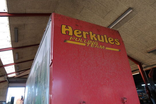 Lastbil SCANIA 420 124L med påhængsvogn ombygget til at huse køretøjer