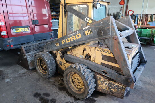 Minilæsser NEW HOLLAND L553