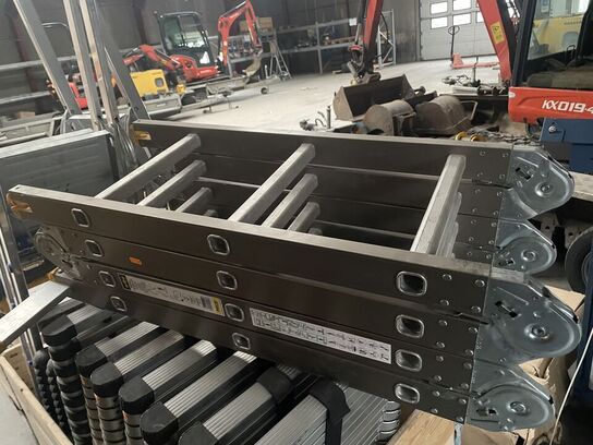 Fire skydestiger samt foldestige