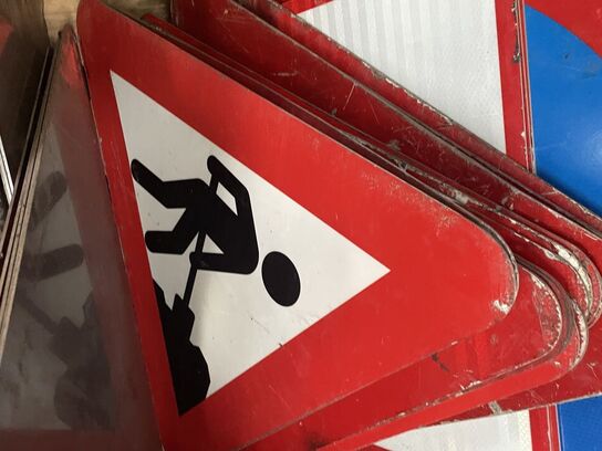 Palleramme med skilte