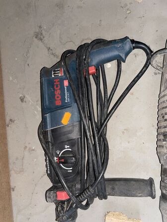 To borehammere BOSCH