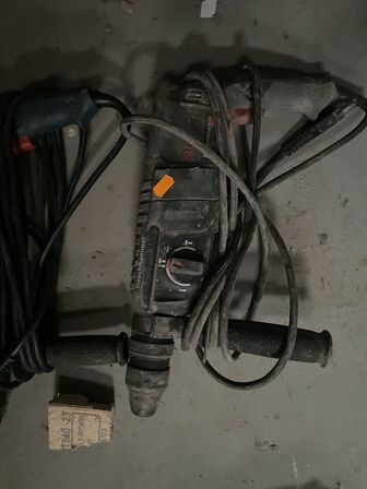 To borehammere BOSCH